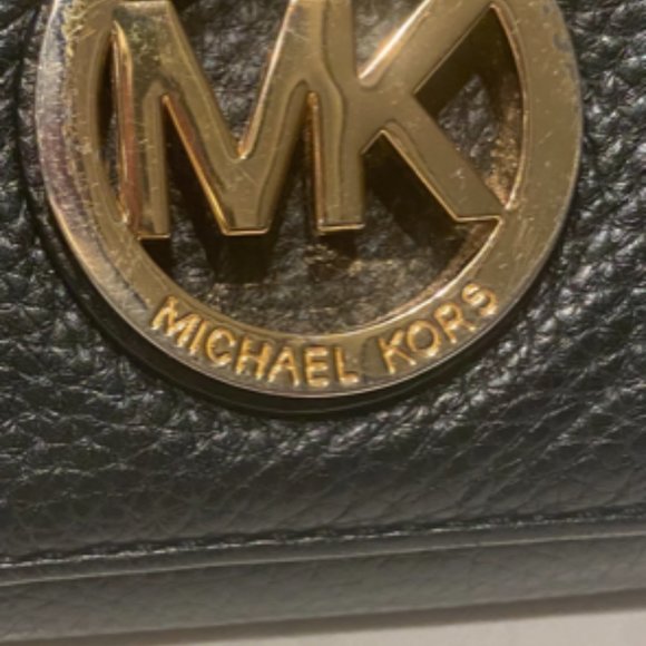 Michael Kors Lamb Skin Wallet - Picture 4 of 4